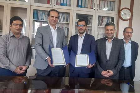 به منظور ارتقای توانمندی و مهارت شاغلین و کارجویان  این تفاهم‌نامه همکاری میان سازمان آموزش فنی و حرفه¬ای کشور و شرکت کی‌پلاس پارس منعقد شد.